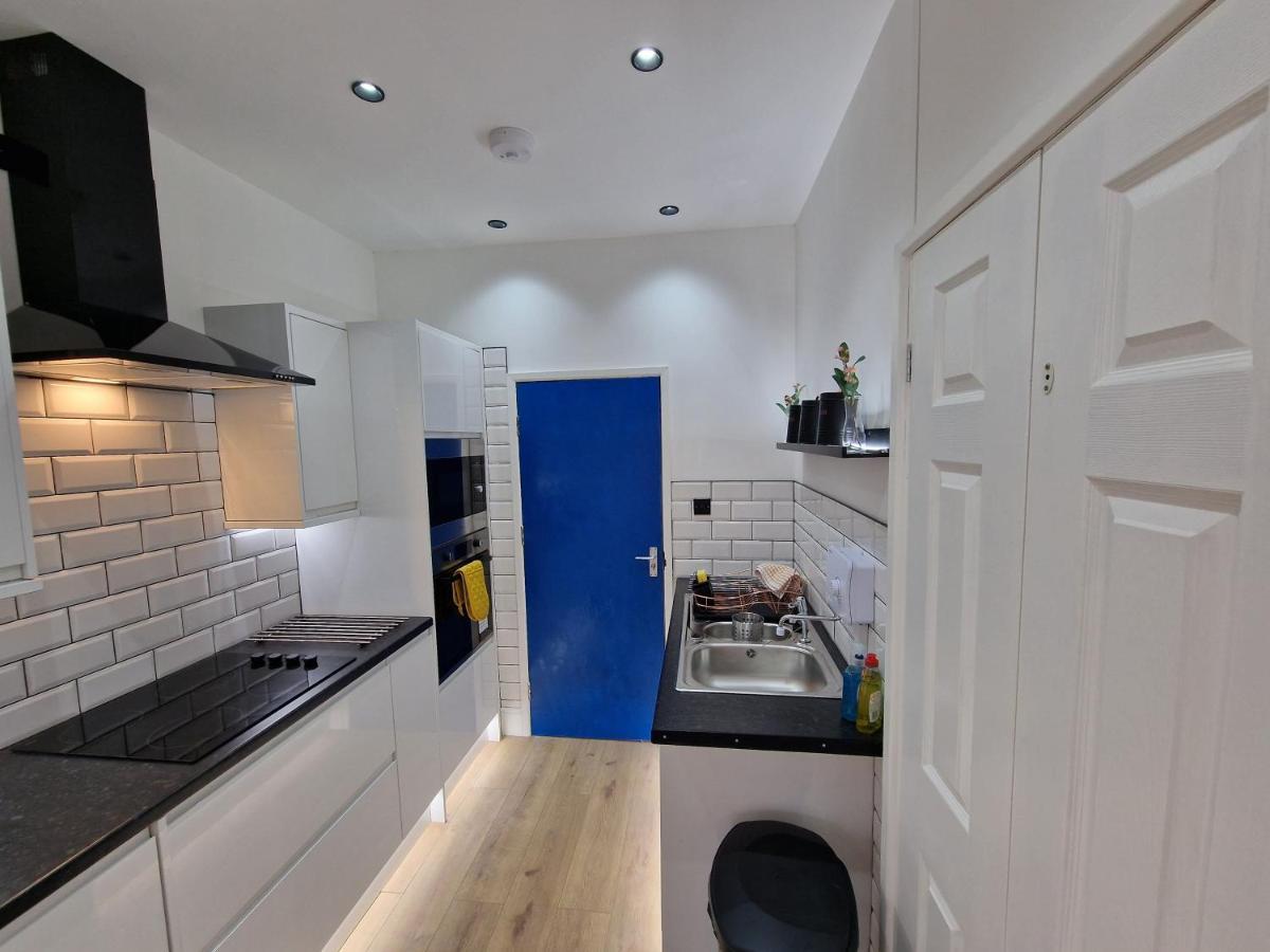 Balco Plaza Studio Nottingham Extérieur photo