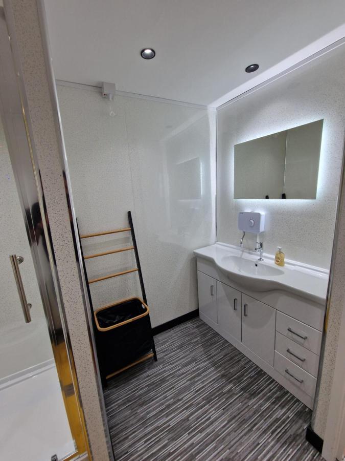 Balco Plaza Studio Nottingham Extérieur photo