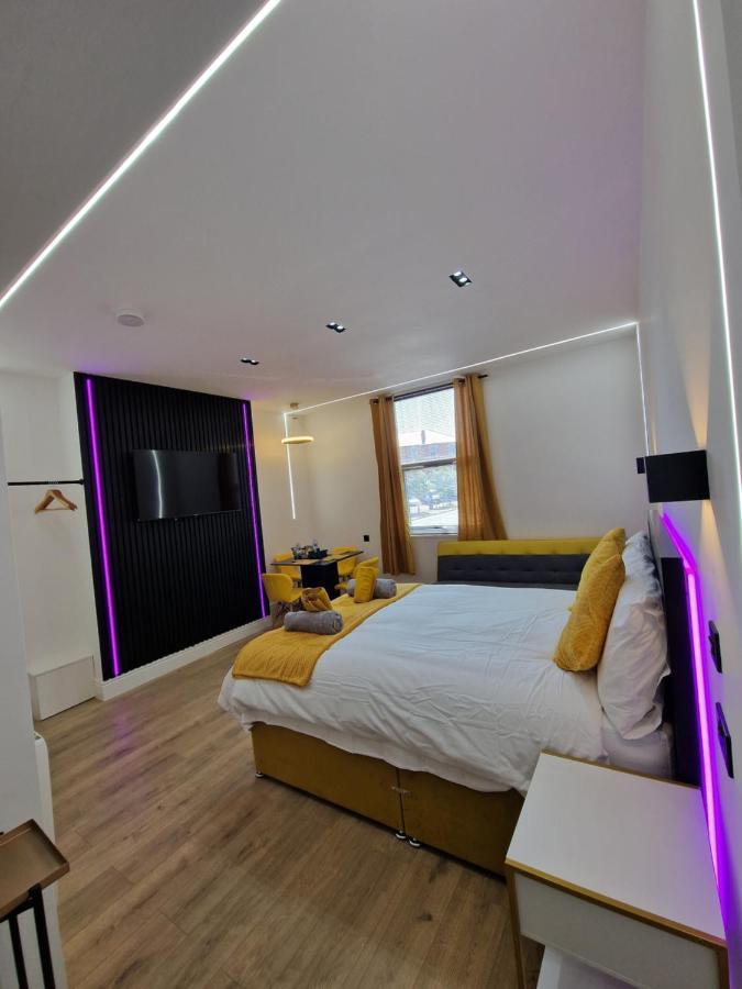 Balco Plaza Studio Nottingham Extérieur photo