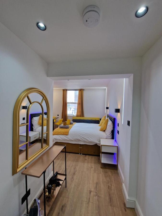 Balco Plaza Studio Nottingham Extérieur photo