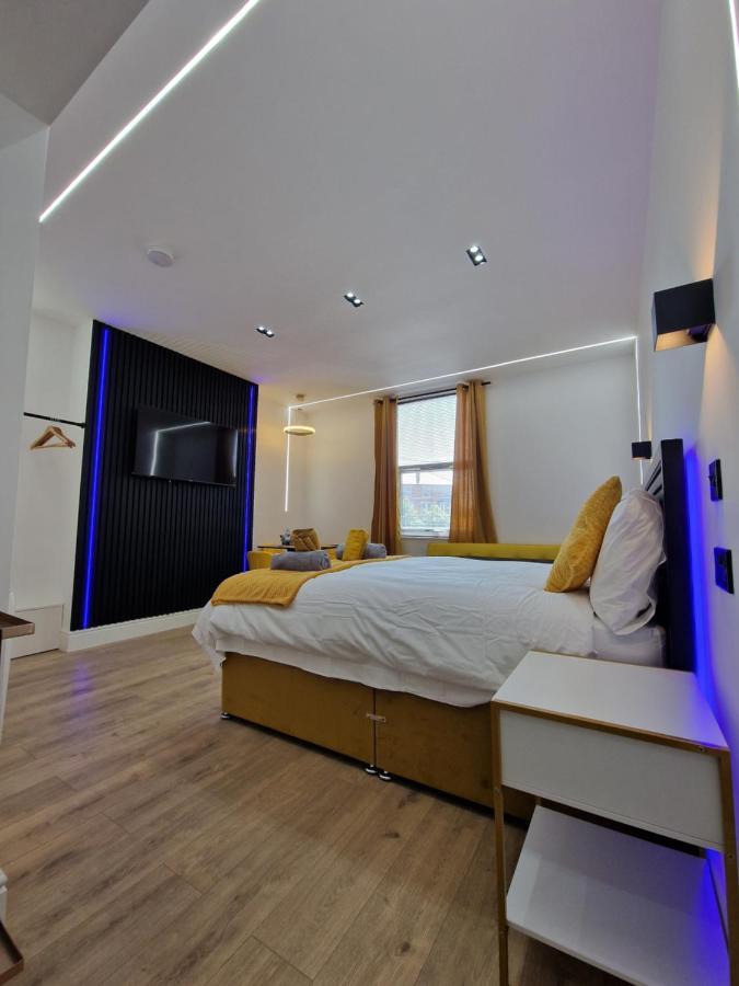 Balco Plaza Studio Nottingham Extérieur photo